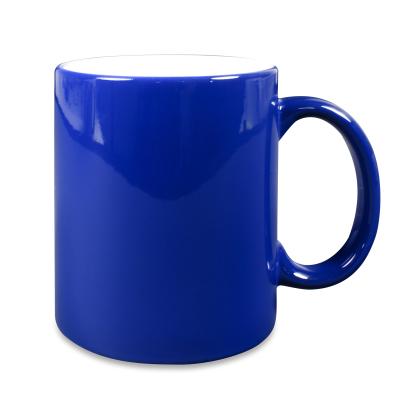 Color changing mug with magic thermal effect